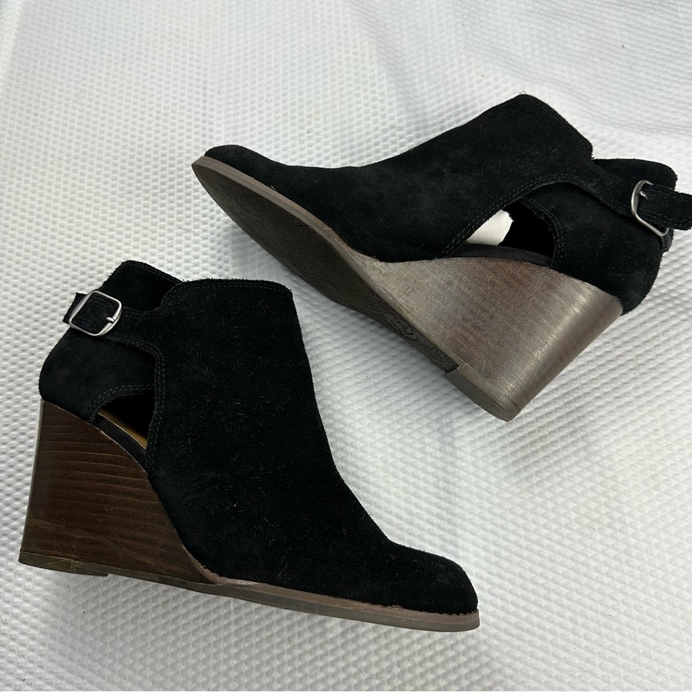 Lucky brand bootie